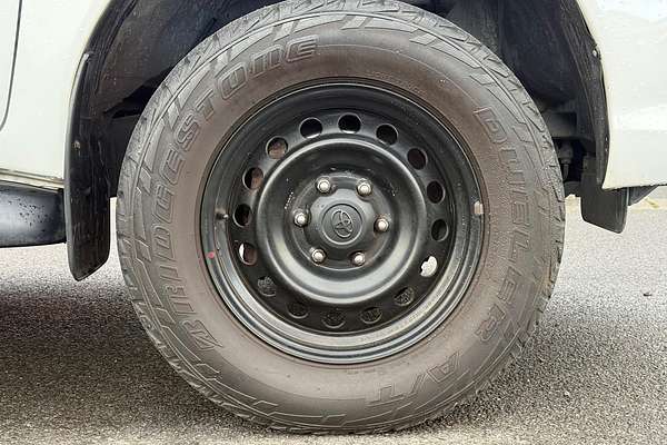 2017 Toyota Hilux SR GUN126R 4X4
