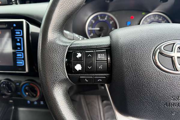 2017 Toyota Hilux SR GUN126R 4X4
