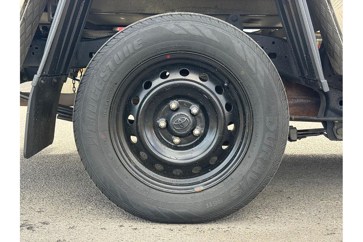 2018 Toyota Hilux Workmate TGN121R Rear Wheel Drive