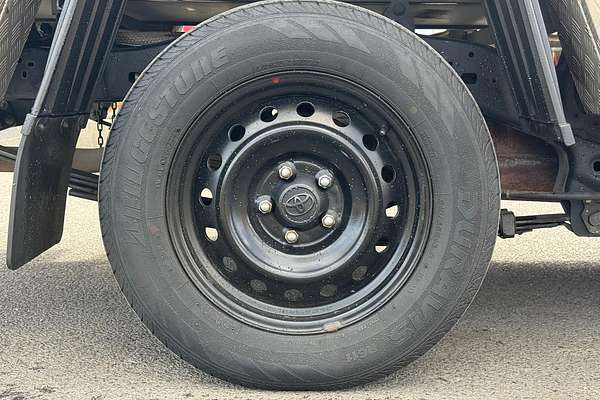 2018 Toyota Hilux Workmate TGN121R Rear Wheel Drive