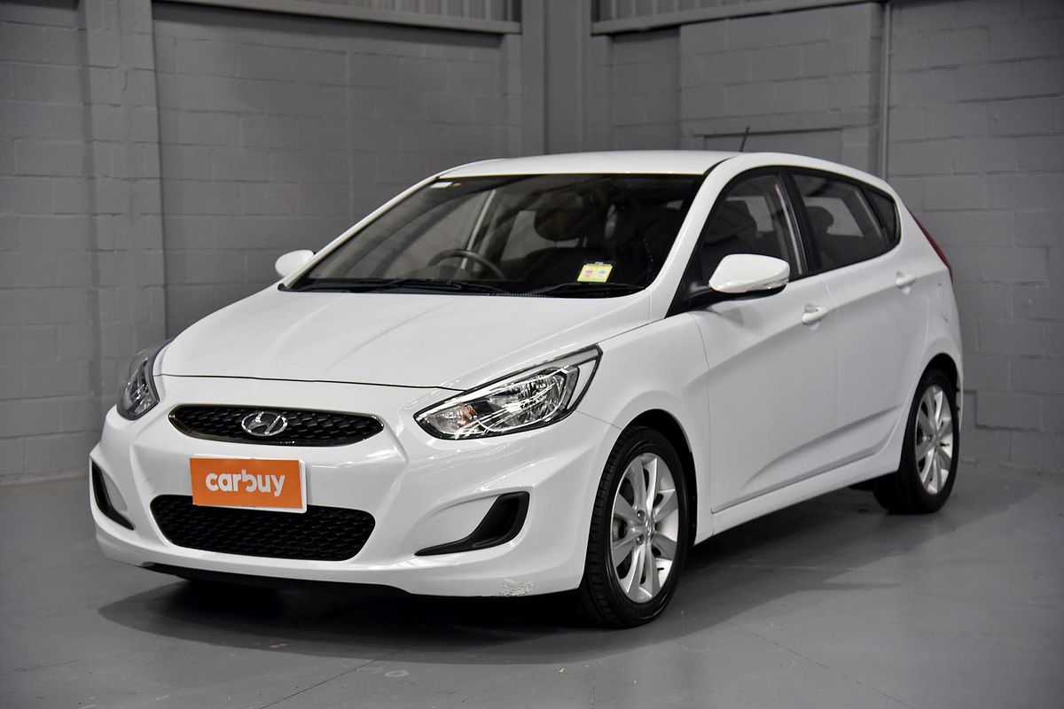2019 Hyundai Accent Sport RB6