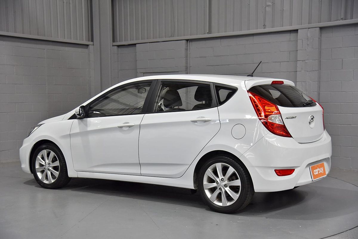 2019 Hyundai Accent Sport RB6