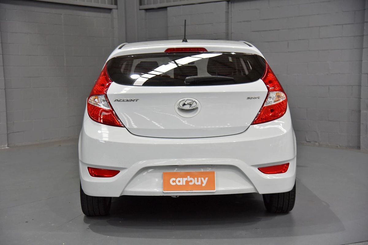 2019 Hyundai Accent Sport RB6