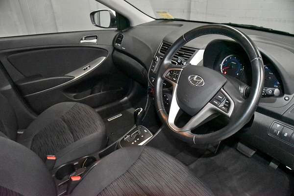 2019 Hyundai Accent Sport RB6