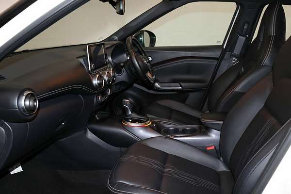 2023 Nissan JUKE ST-L F16