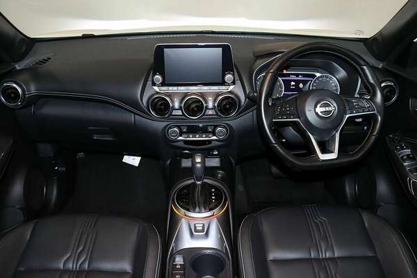 2023 Nissan JUKE ST-L F16