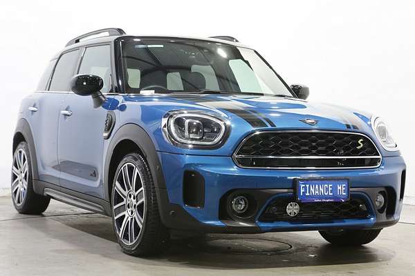 2022 MINI Countryman The Cooper SE MINI Yours F60 LCI