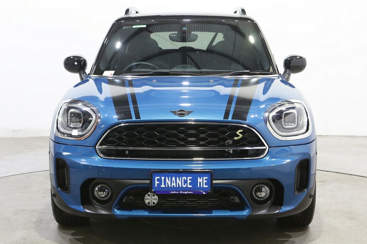 2022 MINI Countryman The Cooper SE MINI Yours F60 LCI