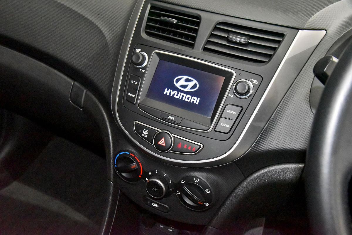 2019 Hyundai Accent Sport RB6