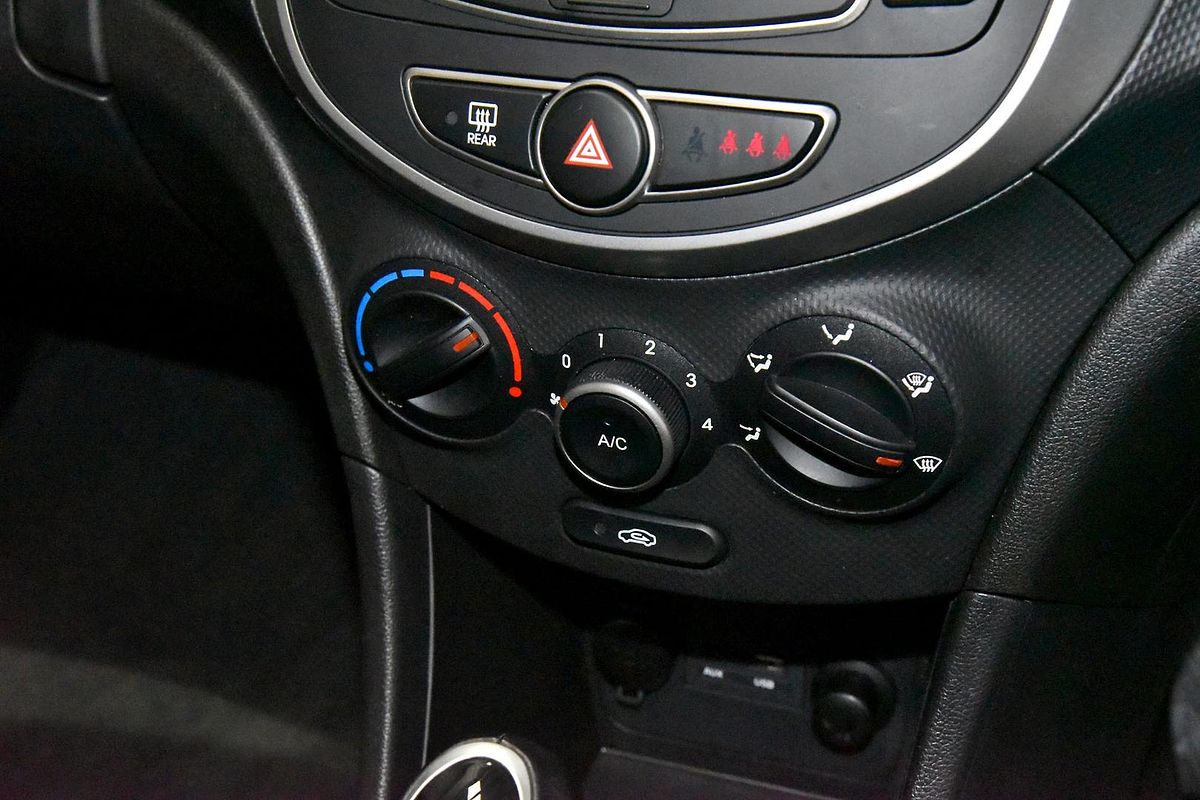 2019 Hyundai Accent Sport RB6