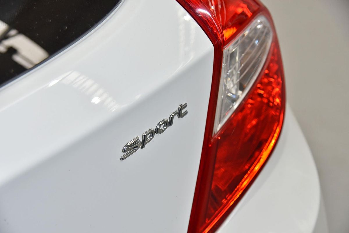 2019 Hyundai Accent Sport RB6