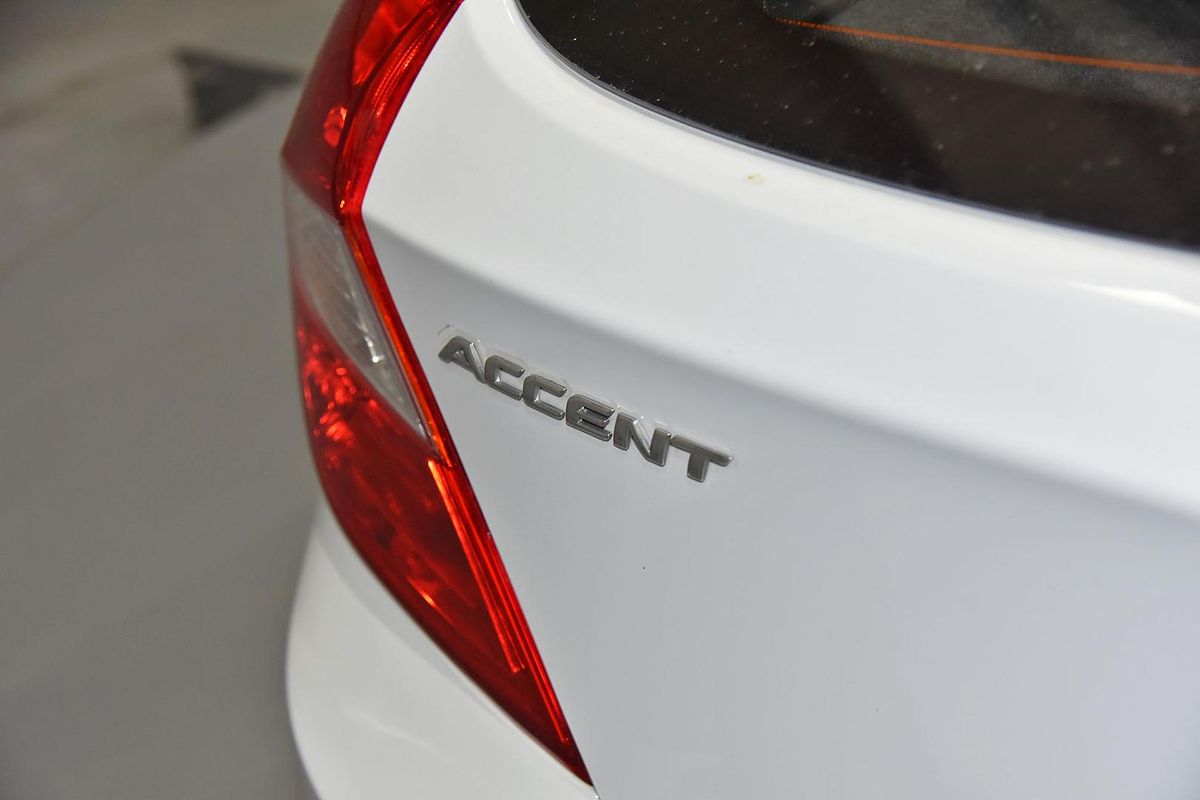 2019 Hyundai Accent Sport RB6