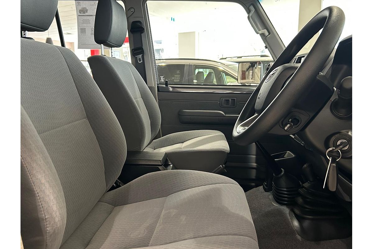 2025 Toyota Landcruiser Workmate GDJL79R 4X4