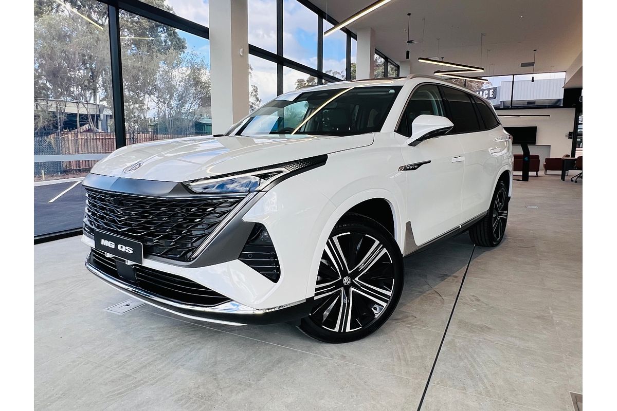 2025 MG QS Essence IS31