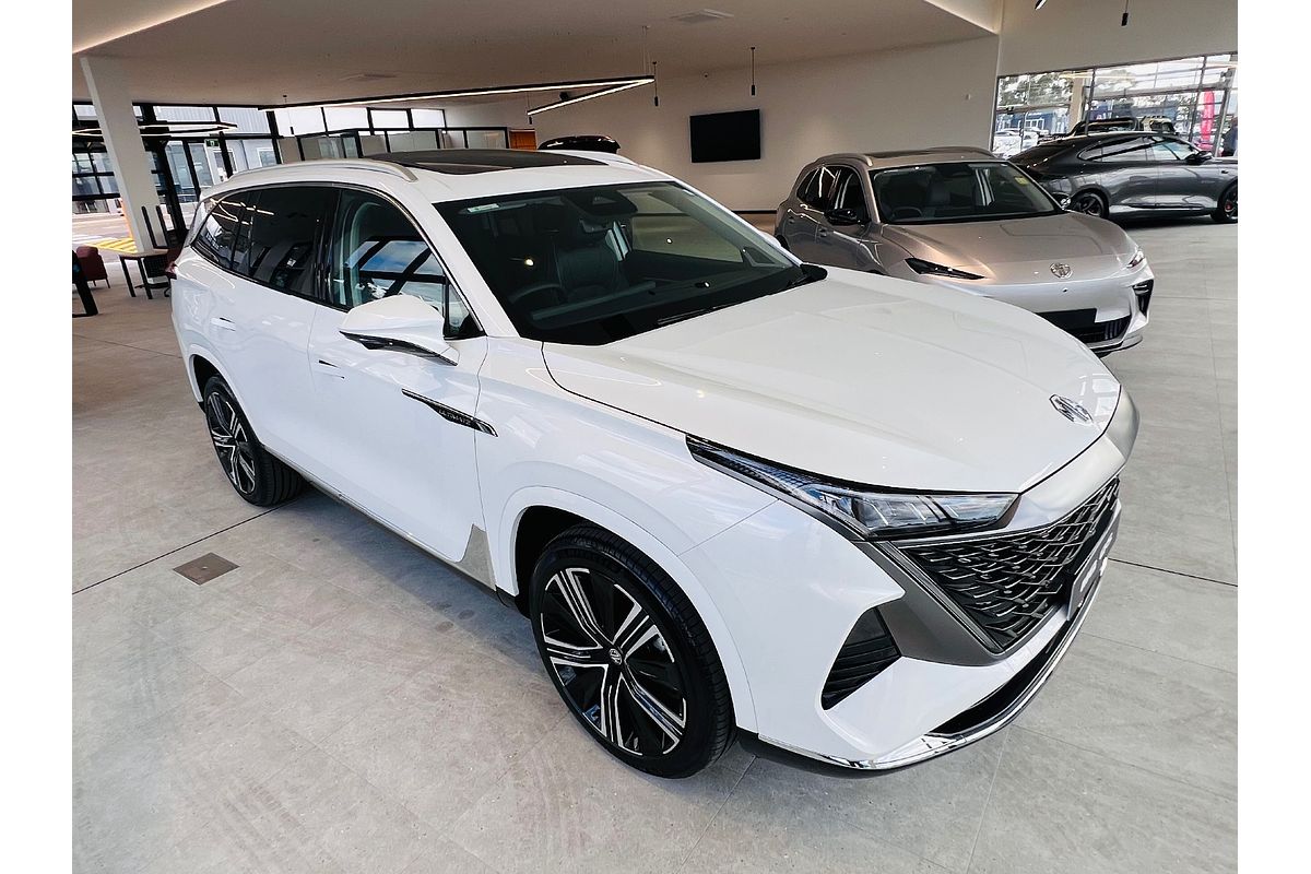 2025 MG QS Essence IS31