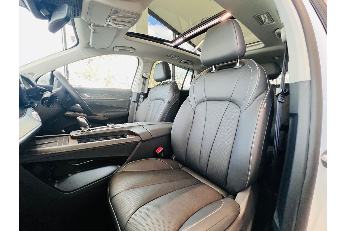 2025 MG QS Essence IS31