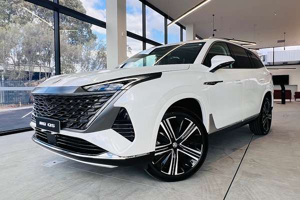 2025 MG QS Essence IS31