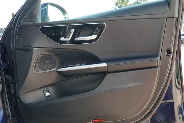 2023 Mercedes-Benz C-Class C300 W206