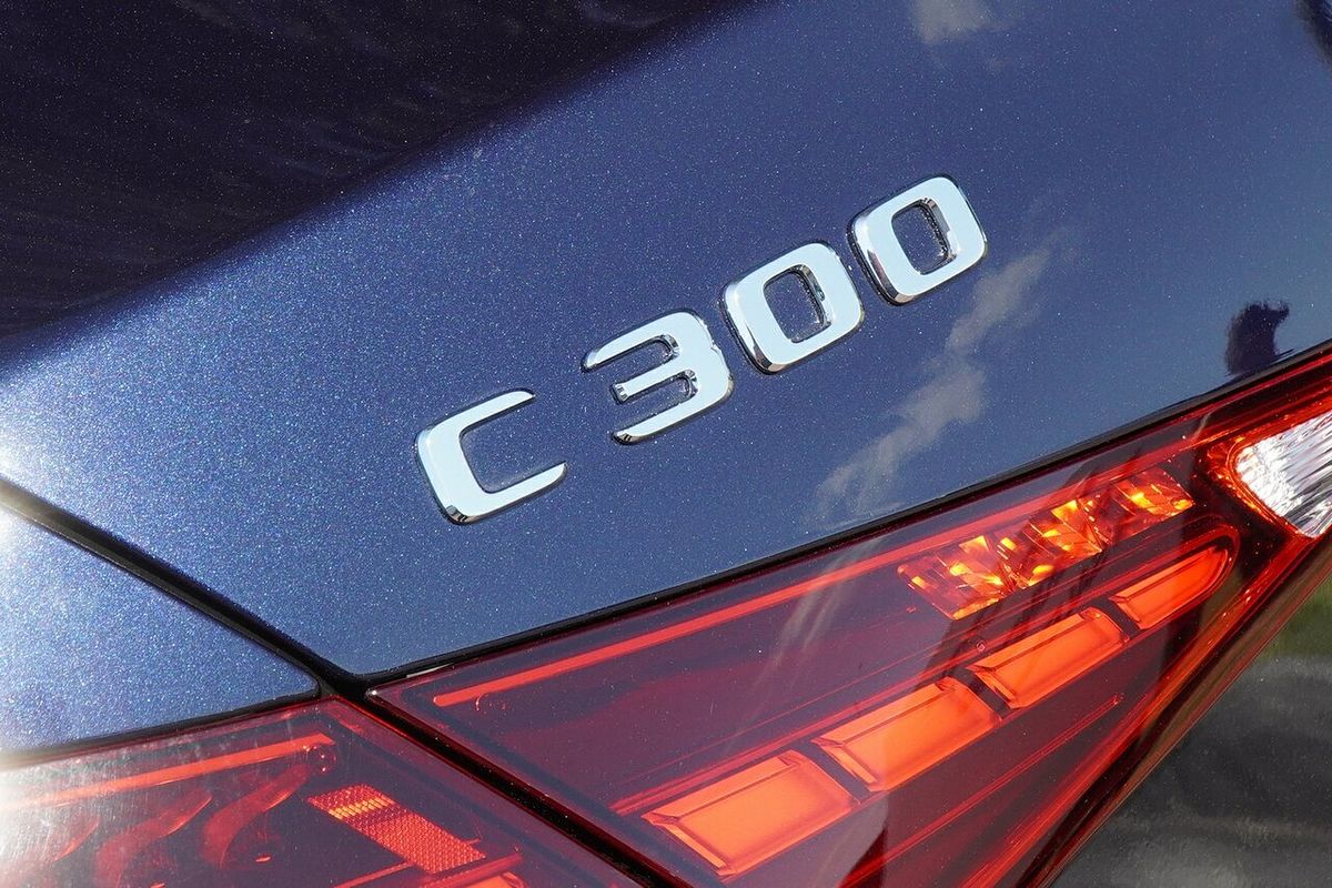 2023 Mercedes-Benz C-Class C300 W206