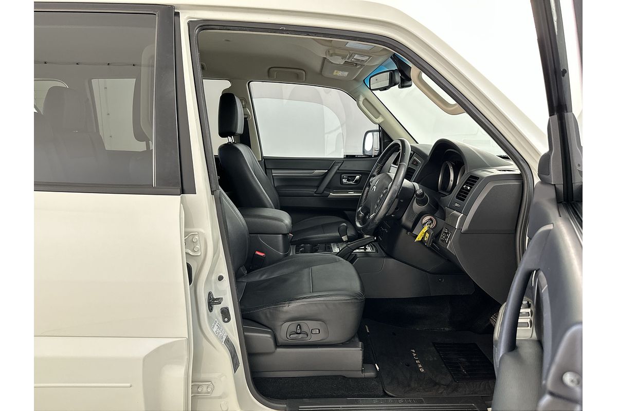 2020 Mitsubishi Pajero GLS NX