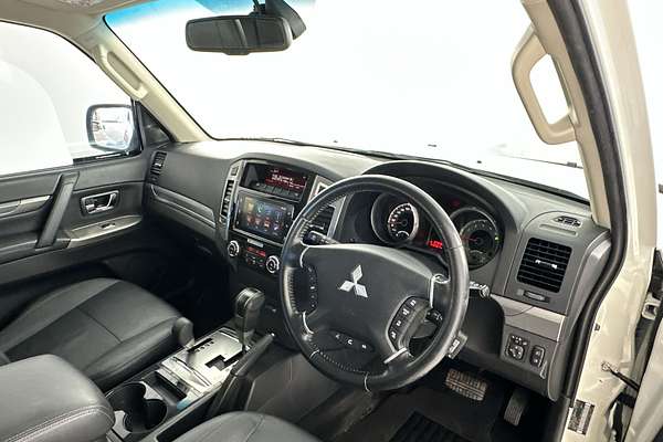 2020 Mitsubishi Pajero GLS NX