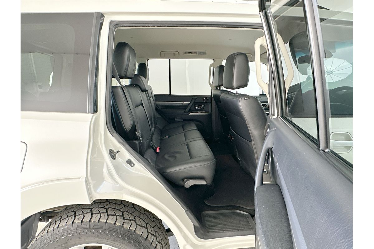 2020 Mitsubishi Pajero GLS NX