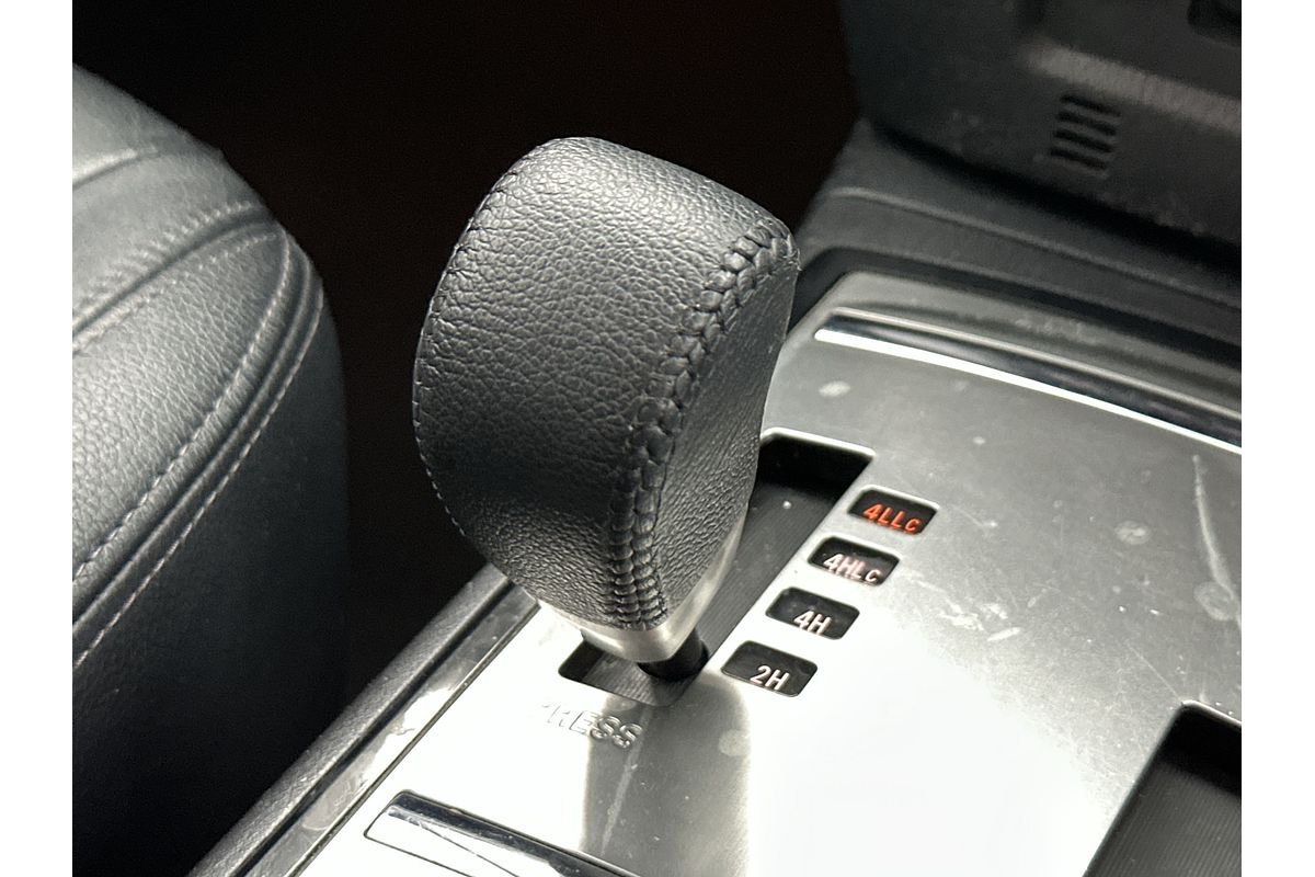2020 Mitsubishi Pajero GLS NX