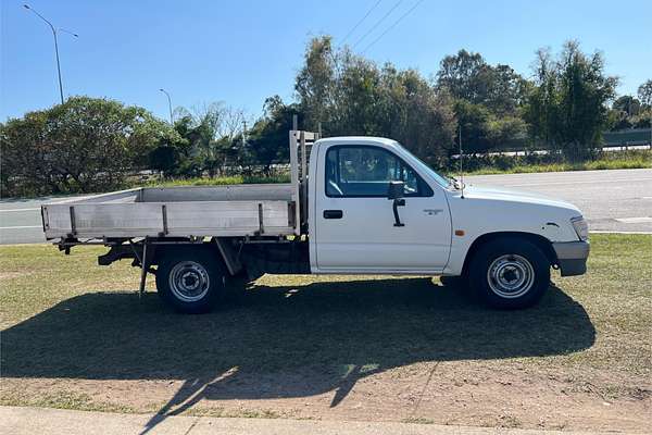 1999 Toyota Hilux RZN149R Rear Wheel Drive