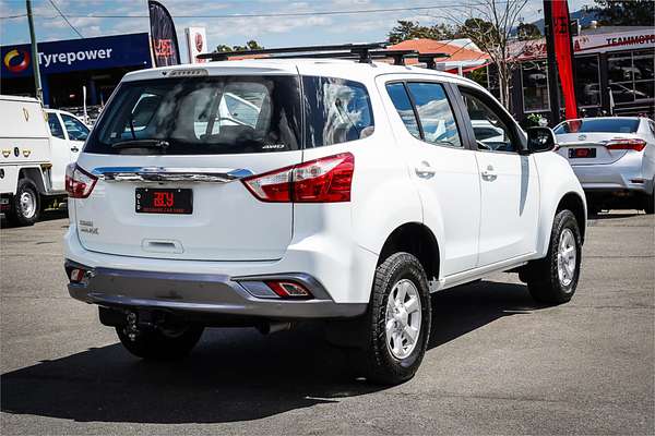 2017 Isuzu MU-X LS-M