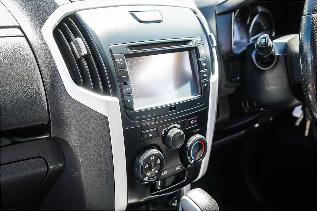 2017 Isuzu MU-X LS-M