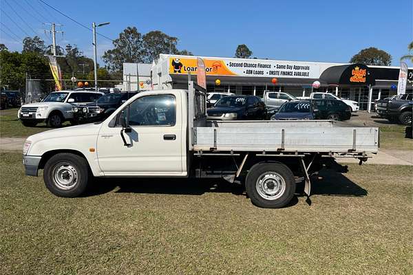1999 Toyota Hilux RZN149R Rear Wheel Drive
