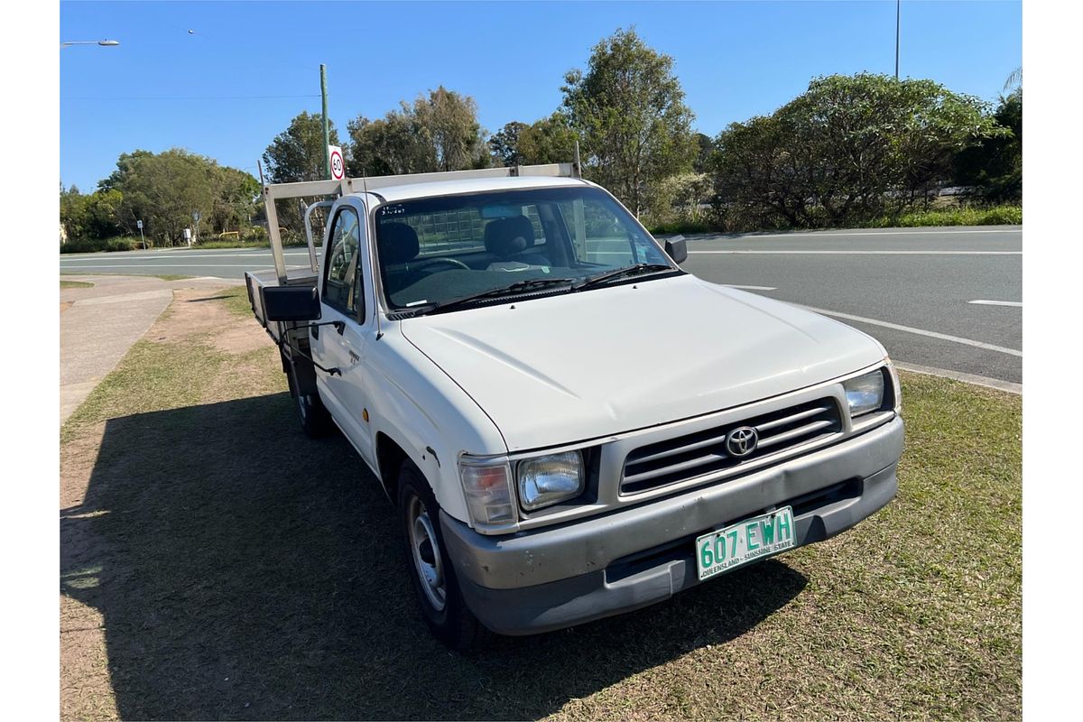 1999 Toyota Hilux RZN149R Rear Wheel Drive