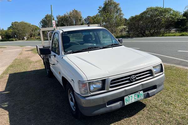 1999 Toyota Hilux RZN149R Rear Wheel Drive