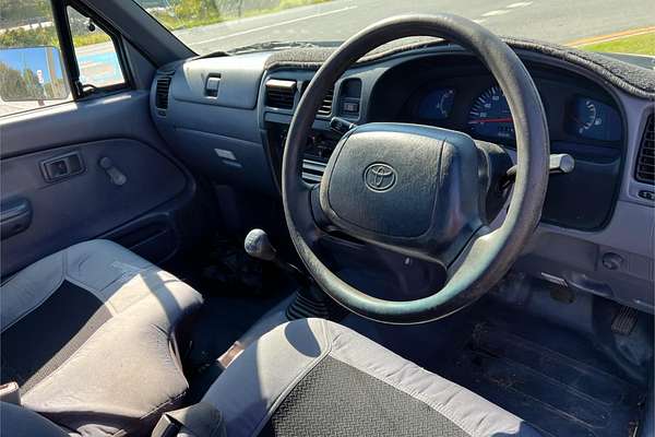 1999 Toyota Hilux RZN149R Rear Wheel Drive