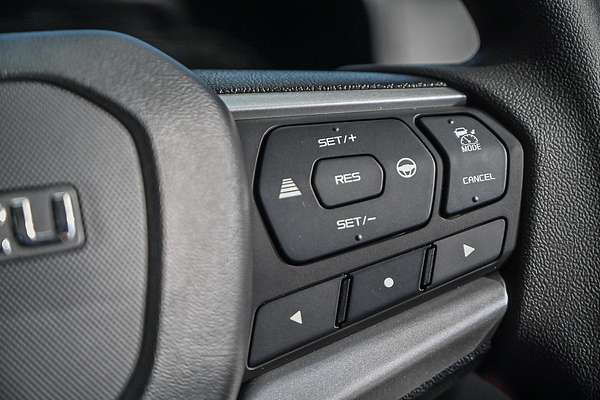 2025 Isuzu D-MAX SX 4X4