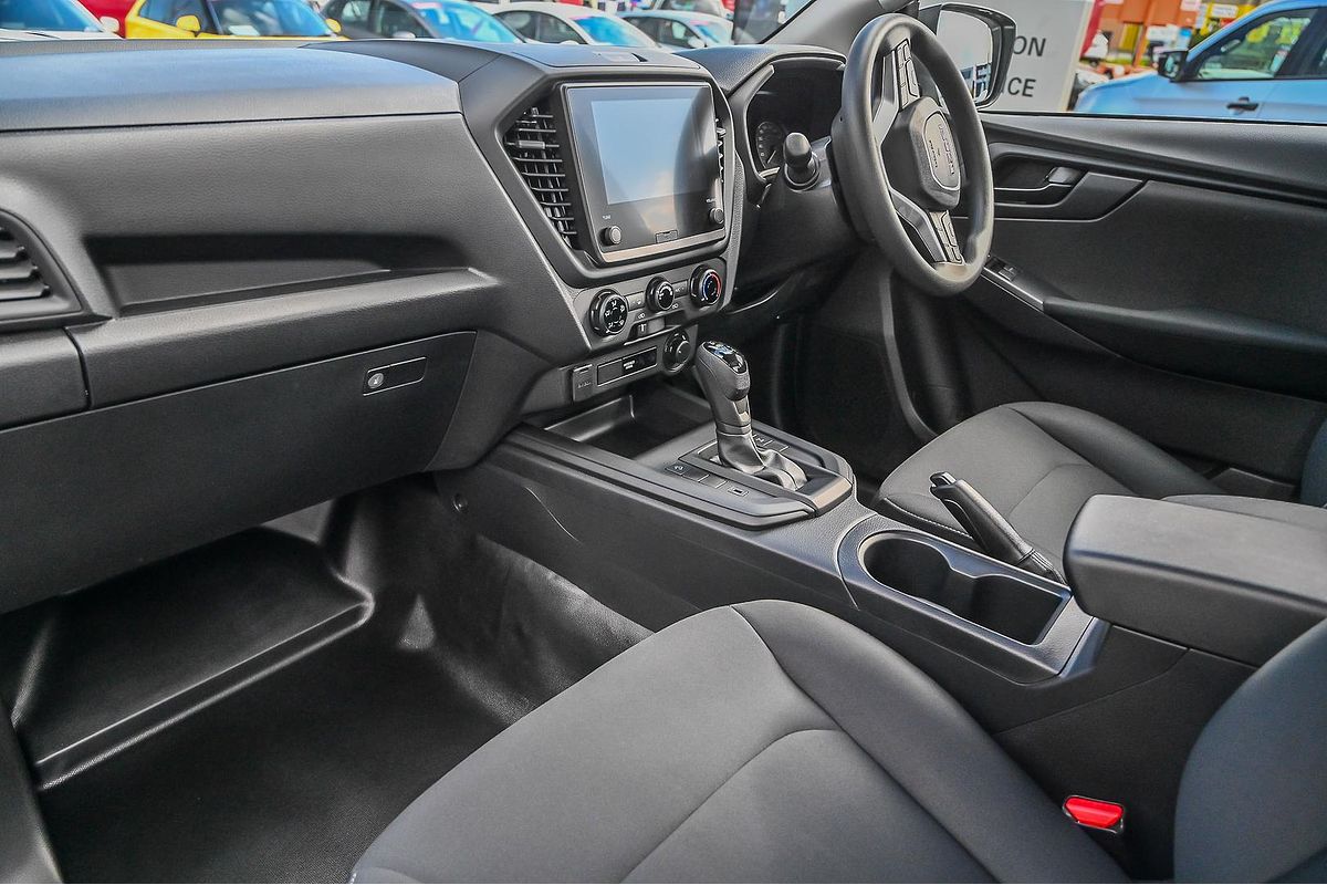 2025 Isuzu D-MAX SX 4X4