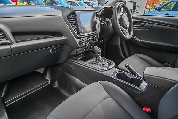 2025 Isuzu D-MAX SX 4X4