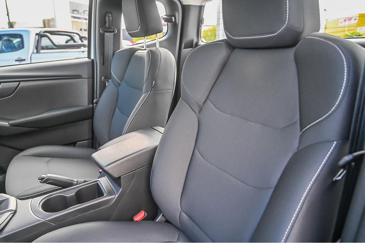 2025 Isuzu D-MAX SX 4X4