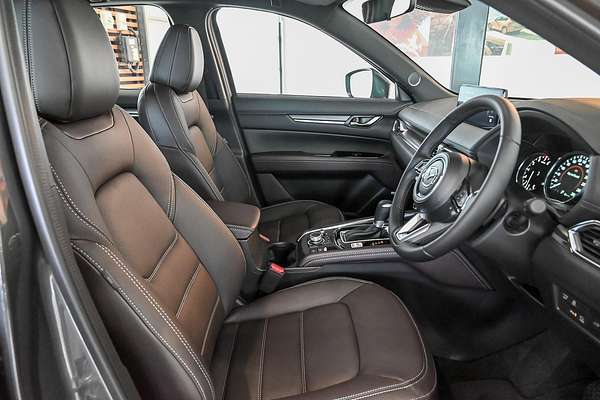 2025 Mazda CX-5 G25 Akera KF Series