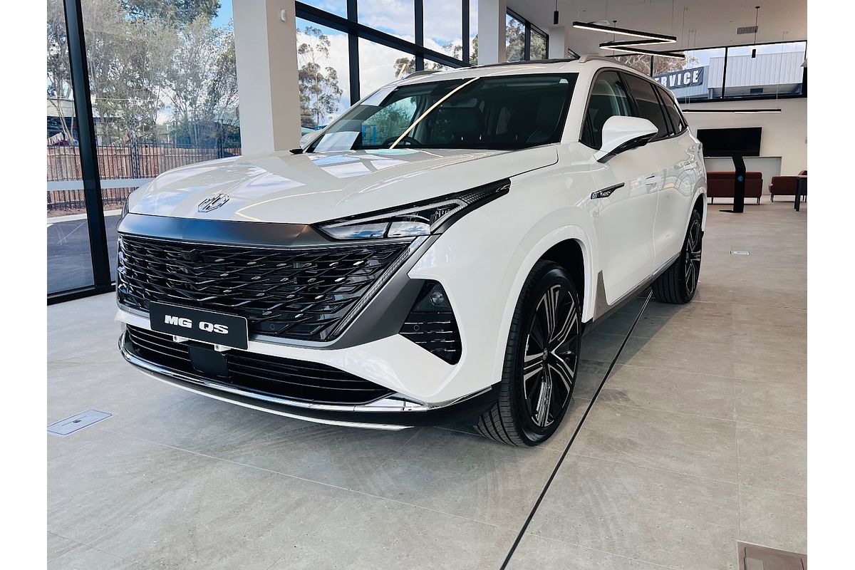 2025 MG QS Essence IS31