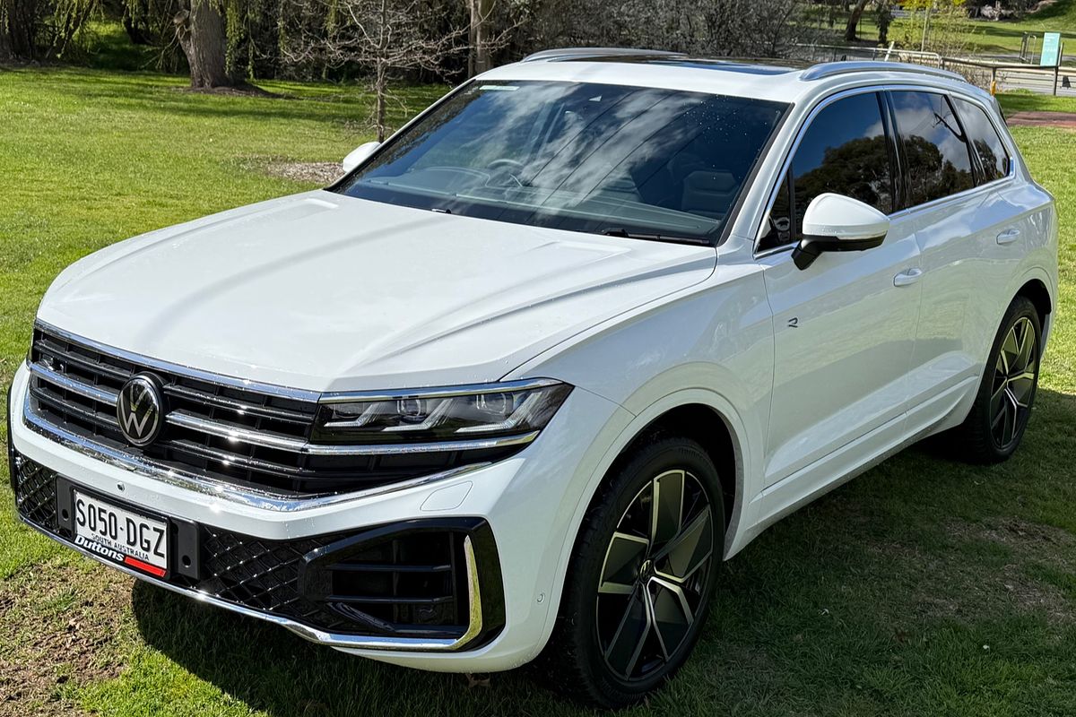 2024 Volkswagen Touareg 210TDI R-Line RC