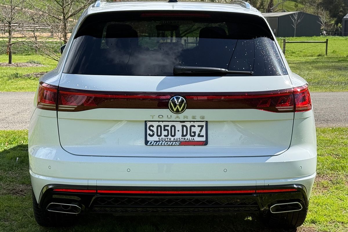 2024 Volkswagen Touareg 210TDI R-Line RC