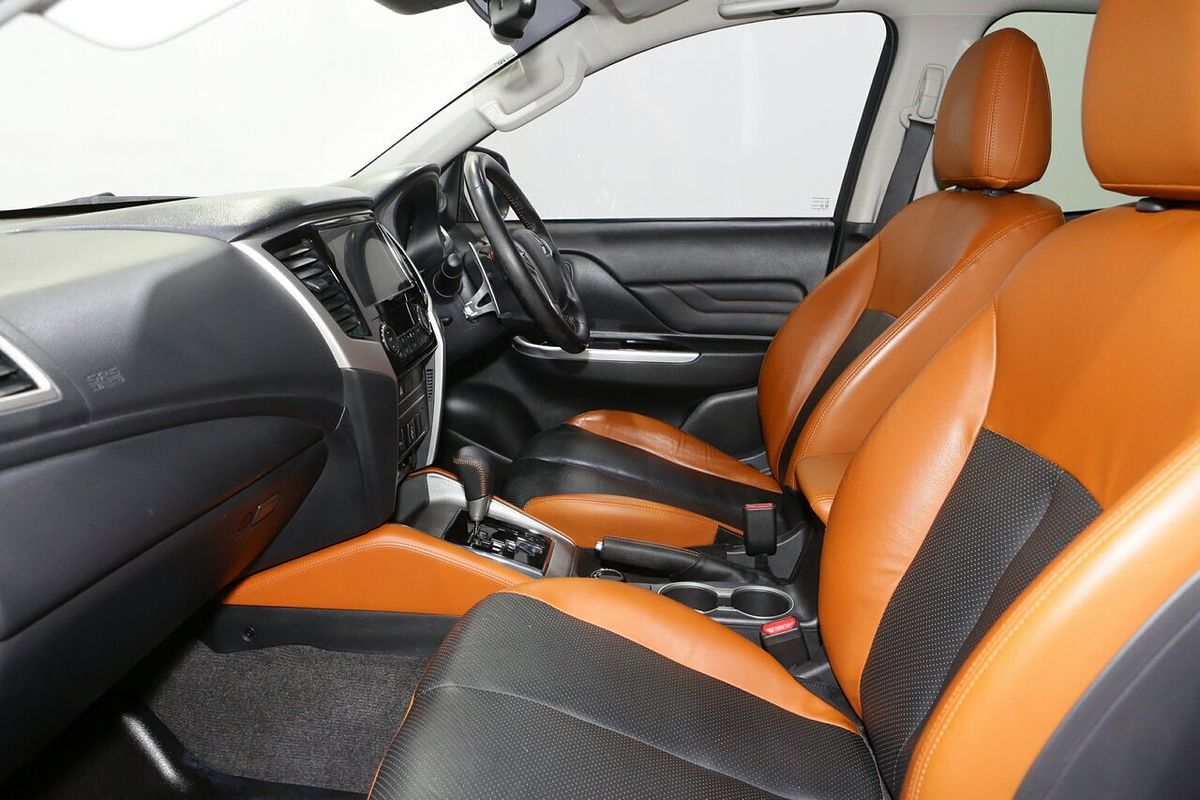 2022 Mitsubishi Triton GSR MR 4X4
