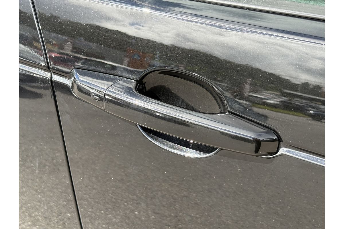 2018 Land Rover Discovery TD6 SE Series 5