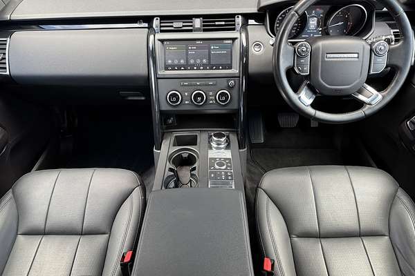 2018 Land Rover Discovery TD6 SE Series 5