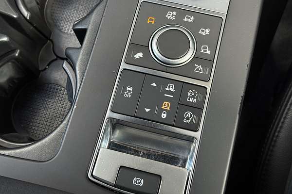 2018 Land Rover Discovery TD6 SE Series 5