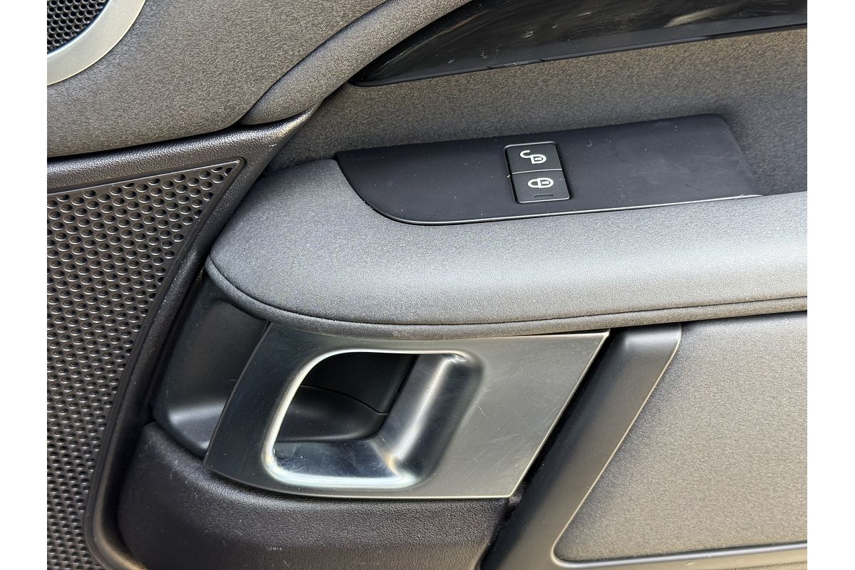 2018 Land Rover Discovery TD6 SE Series 5