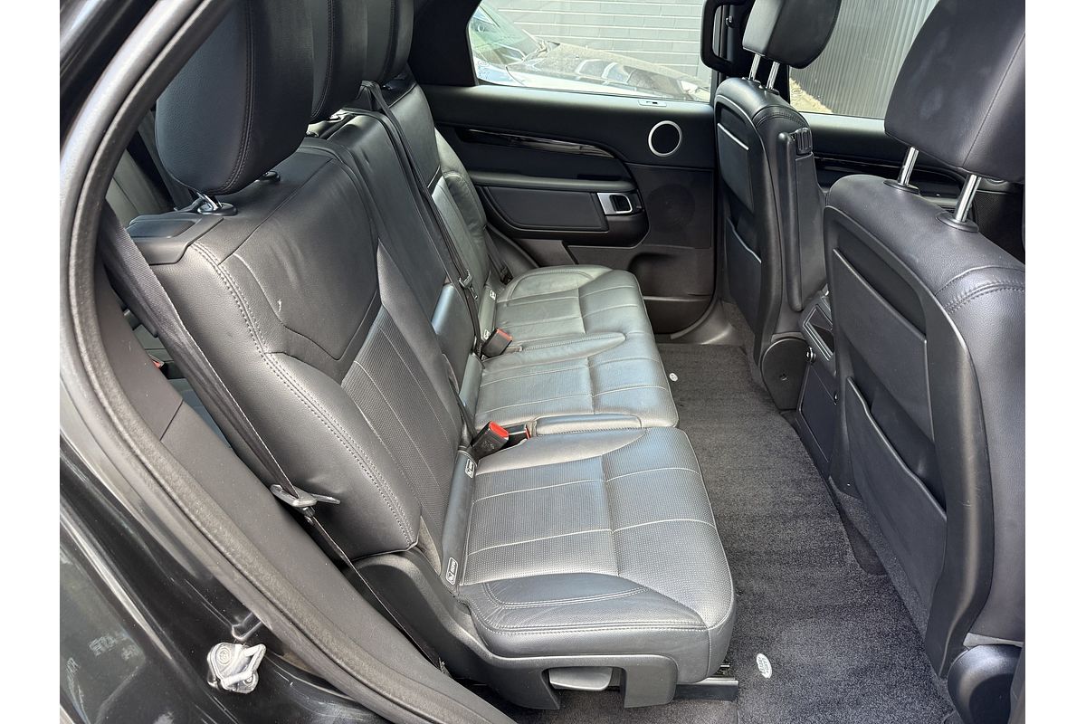 2018 Land Rover Discovery TD6 SE Series 5
