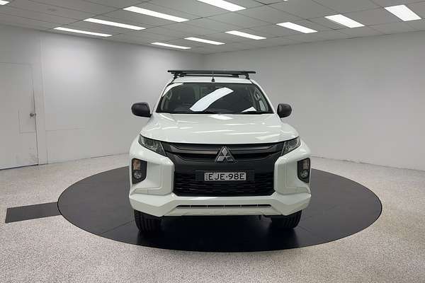 2019 Mitsubishi Triton GLX ADAS MR 4X4