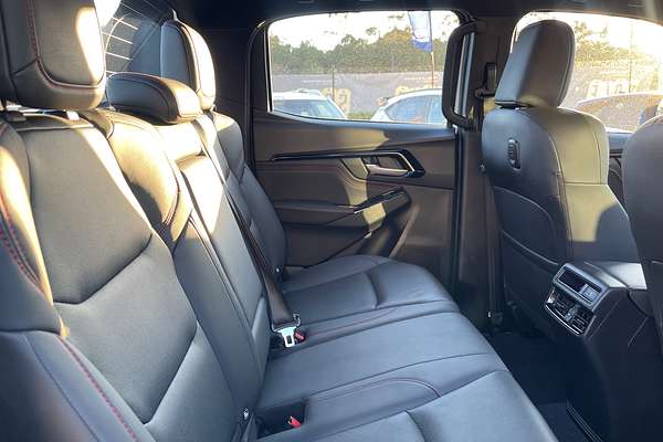 2022 Isuzu D-MAX X-TERRAIN 4X4